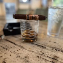 Lit Cigar Lounge