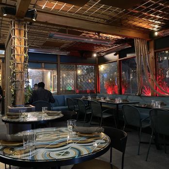 Modí - Front outdoor seating - Italian Near Me - San Francisco, California