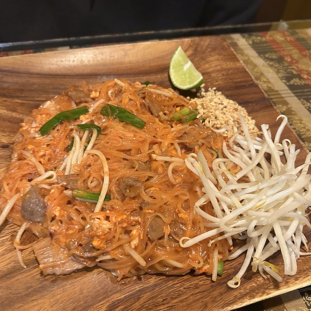 Beef Pad Thai Beef Pad Thai