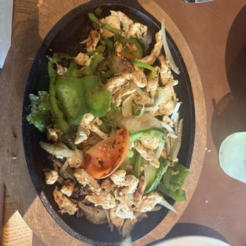 Poblanos Mexican Grill & Bar - Chicken Fajitas ( no condiments/ extra) - Mexican Near Me - Clearwater, Florida Poblanos Mexican Grill & Bar - Chicken Fajitas ( no condiments/ extra) - Mexican Near Me - Clearwater, Florida