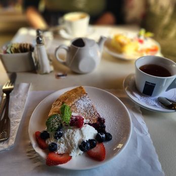 Red House Cafe - Pie and tea for lunch - Breakfast & Brunch Near Me - Pacific Grove, California Red House Cafe - Pie and tea for lunch - Breakfast & Brunch Near Me - Pacific Grove, California