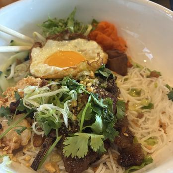Com Ga Ninh Kieu - Vermicelli special--fried pork, shrimp, super fresh veggies, vermicelli. I already ate 3/4 of the spring roll! - Vietnamese Near Me - Hollywood, Florida Com Ga Ninh Kieu - Vermicelli special--fried pork, shrimp, super fresh veggies, vermicelli. I already ate 3/4 of the spring roll! - Vietnamese Near Me - Hollywood, Florida