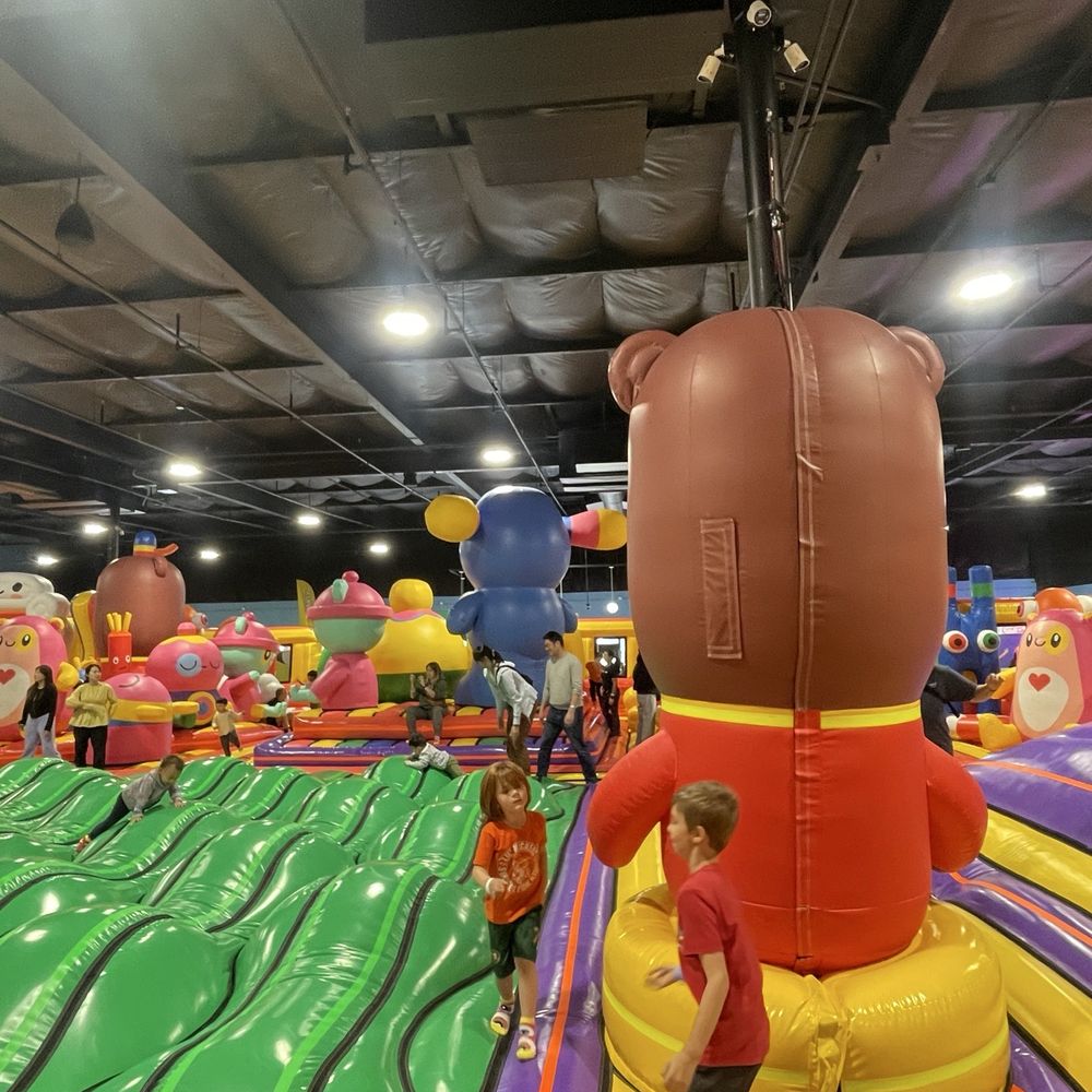 Fun box - Trampoline Parks Near Me - Escondido, California Fun box - Trampoline Parks Near Me - Escondido, California