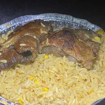 El Manjar Dominicano - Hard dry bland gross - Dominican Near Me - Brooklyn, New York