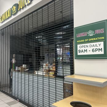 Lanikai Juice - Closed at 4:55pm on a Thursday. This is not unusual for this location. - Juice Bars & Smoothies Near Me - Honolulu, Hawaii Lanikai Juice - Closed at 4:55pm on a Thursday. This is not unusual for this location. - Juice Bars & Smoothies Near Me - Honolulu, Hawaii