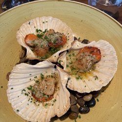 Raphael - Fresh Scallops!  Perfectly prepared!  Highly recommended as a starter.