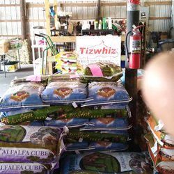 Tizwhiz Feed & Hay