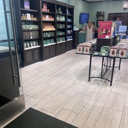 Honolulu Cookie Company at Wailea, Maui.