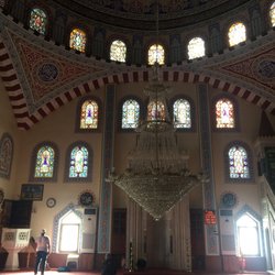 Dudullu Merkez Kaleli Camii