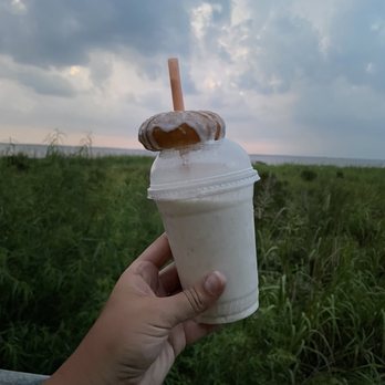 Donutz On A Stick - Donut Milkshake - Desserts Near Me - Duck, North Carolina Donutz On A Stick - Donut Milkshake - Desserts Near Me - Duck, North Carolina