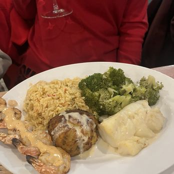 Hudson Coastal - Seafood platter, crab cake, fillet of cod, grilled shrimp - Seafood Near Me - Fulton, Maryland Hudson Coastal - Seafood platter, crab cake, fillet of cod, grilled shrimp - Seafood Near Me - Fulton, Maryland