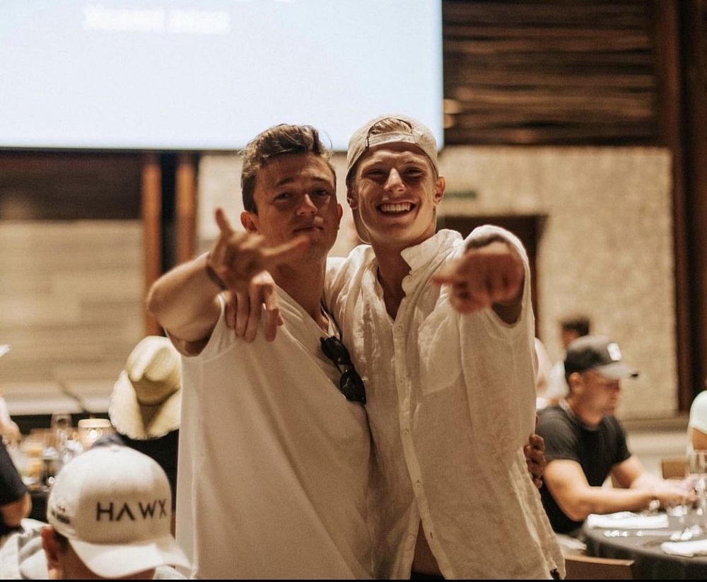 SQUEEGEE BROS Updated August 2024 13 Photos San Diego, California