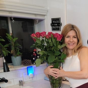 D Rose Flowers - I love them - Floral Designers Near Me - Van Nuys, California