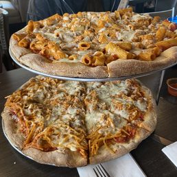 Spaghetti and Meatball Thin Crust Pizza