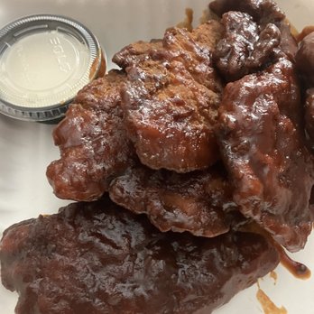 Smugglers Waterfront Bar - BBQ boneless wings to go - Irish Near Me - Newport, Rhode Island Smugglers Waterfront Bar - BBQ boneless wings to go - Irish Near Me - Newport, Rhode Island