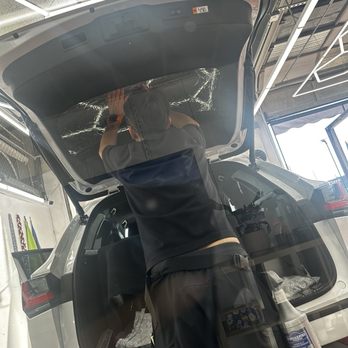 39 Window Tint - Window tinting back windshield - Car Window Tinting Near Me - La Habra, California 39 Window Tint - Window tinting back windshield - Car Window Tinting Near Me - La Habra, California