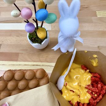 Sweet Tooth Boba Lounge - Strawberry bubble, waffle and hot Cheetos add nacho cheese - Bubble Tea Near Me - Simi Valley, California Sweet Tooth Boba Lounge - Strawberry bubble, waffle and hot Cheetos add nacho cheese - Bubble Tea Near Me - Simi Valley, California