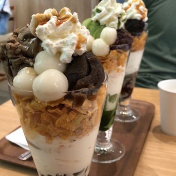 Nana's Green Tea - Hojicha parfait, Matcha parfait, Black sesame parfait - Desserts Near Me - Bellevue, Washington