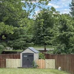 Fairfax Chimney & Fence - 4' fence with gate