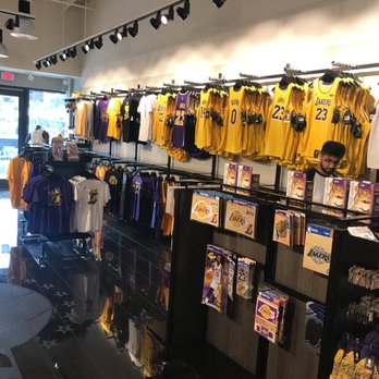 Lakers Team Shop - Sports Wear Near Me - El Segundo, California Lakers Team Shop - Sports Wear Near Me - El Segundo, California