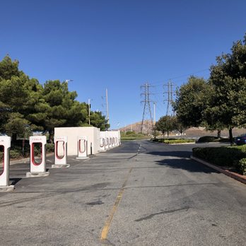 Tesla Supercharger - EV Charging Stations Near Me - Cabazon, California