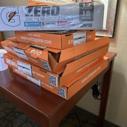 Pizza boxes Pizza boxes
