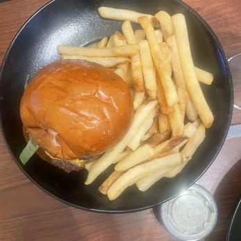 Parlay Detroit - Parlay Burger - Sports Bars Near Me - Detroit, Michigan Parlay Detroit - Parlay Burger - Sports Bars Near Me - Detroit, Michigan