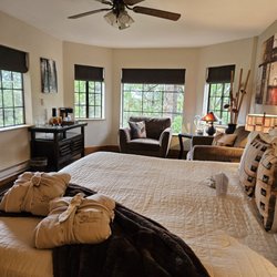 Sheridan House Inn