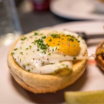 Au Cheval - Sunny side up egg on the burger! - Bars Near Me - Chicago, Illinois Au Cheval - Sunny side up egg on the burger! - Bars Near Me - Chicago, Illinois