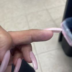 Golden Nails Spa - Clumpy nails