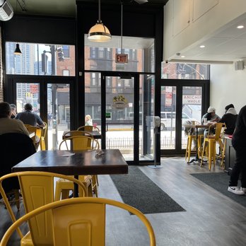 Al's Beef - Clean and spacious - Sandwiches Near Me - Chicago, Illinois