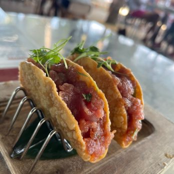 Lucky Shuck - Tuna tacos. Not much flavor. - Seafood Near Me - Jupiter, Florida