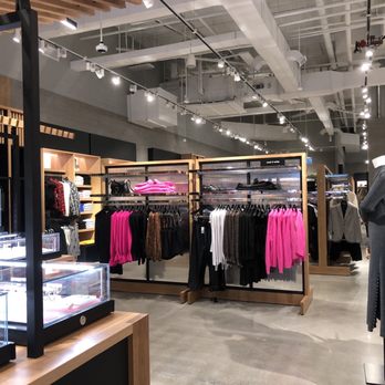 Bloomie's by Bloomingdale's - Department Stores Near Me - Fairfax, Virginia Bloomie's by Bloomingdale's - Department Stores Near Me - Fairfax, Virginia