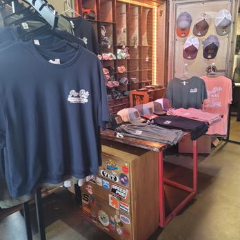 Pee Pa's Garage - Brewery merchandise - Breweries Near Me - Pinellas Park, Florida