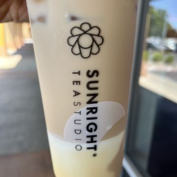 Sunright Tea Studio - Sunnyvale - Milk tea with custard - Bubble Tea Near Me - Sunnyvale, California Sunright Tea Studio - Sunnyvale - Milk tea with custard - Bubble Tea Near Me - Sunnyvale, California