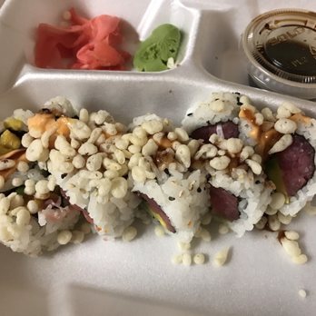 Sushi 2 Mee - Crunchy Tuna Roll - Sushi Bars Near Me - Miami, Florida Sushi 2 Mee - Crunchy Tuna Roll - Sushi Bars Near Me - Miami, Florida