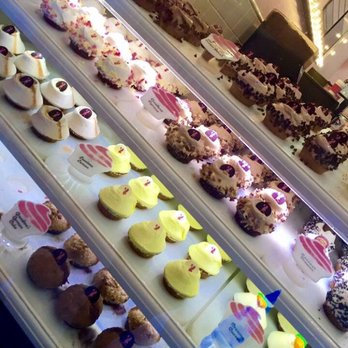 Casey's Cupcakes - Cupcakes Near Me - Riverside, California Casey's Cupcakes - Cupcakes Near Me - Riverside, California
