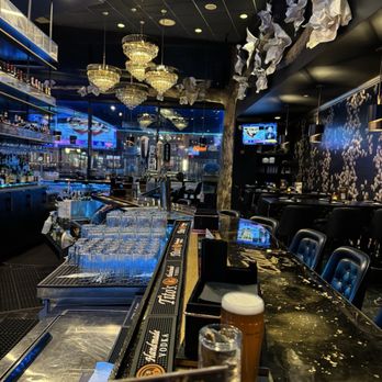 Estella Patriot Place - Bar area - New American Near Me - Foxborough, Massachusetts Estella Patriot Place - Bar area - New American Near Me - Foxborough, Massachusetts