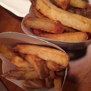Mission - Soggy oily french fries - Burgers Near Me - Newport, Rhode Island