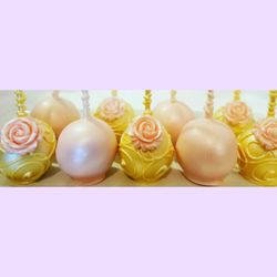 Jaya Jolie's Confections - Pink and Gold Cake Pops