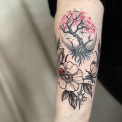 Origin Tattoo - Flowers and ladybug done by Jayc. I love it!