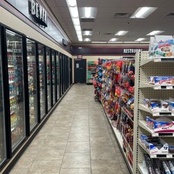 Casey's - Beautiful, clean location!