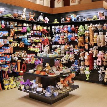 Tomlinson's - Pet Stores Near Me - Austin, Texas
