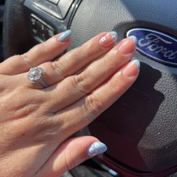 Gel manicure with a design Gel manicure with a design