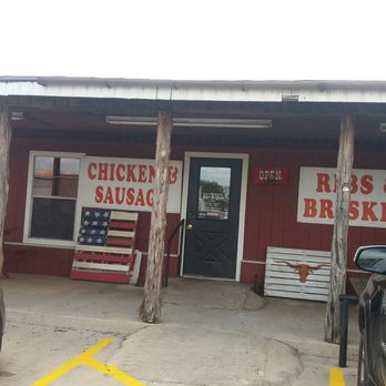 Heavy's Barbeque - Barbeque Near Me - Hondo, Texas