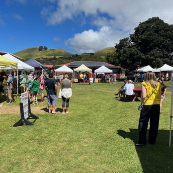 Waimea Town Market - Beautiful grounds - Farmers Market Near Me - Kamuela, Hawaii Waimea Town Market - Beautiful grounds - Farmers Market Near Me - Kamuela, Hawaii