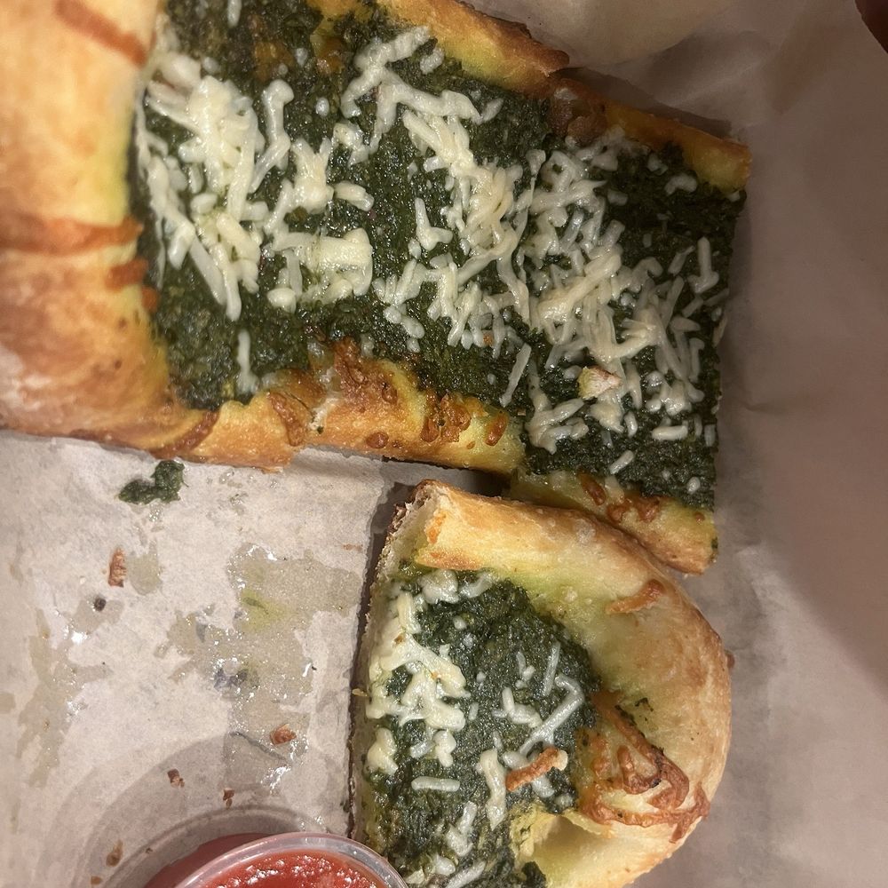 Pizza On Tap - Pesto Bread - Pizza Near Me - Vista, California