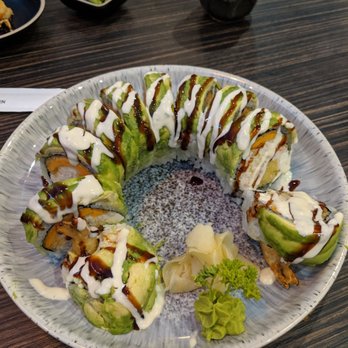 JL Sushi & Kitchen - Lonsdale crossing roll - Sushi Bars Near Me - North Vancouver, British Columbia