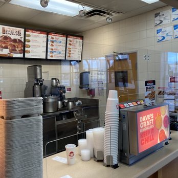 Wendy's - Counter - Burgers Near Me - Daly City, California Wendy's - Counter - Burgers Near Me - Daly City, California