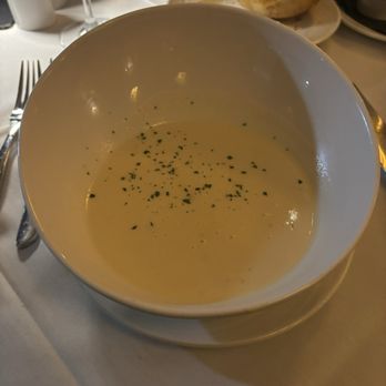 Eddie Merlot's - Salad Near Me - Pittsburgh, Pennsylvania